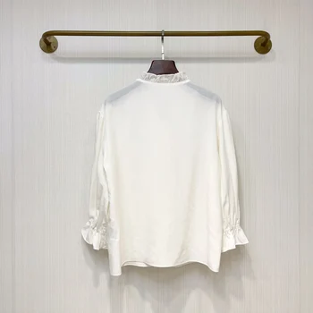Новая белая рубашка с V-образным вырезом по бокам, небольшой V-образный вырез, умеренный вырез, слегка обнаженная ключица, игривая и тонкая