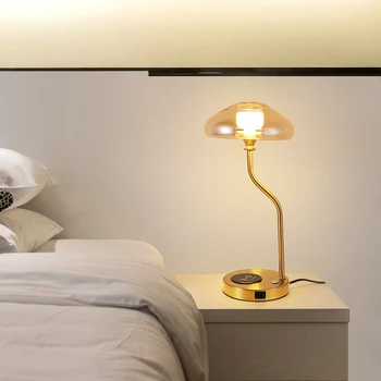 XK Modern Nordic Light Роскошь и простота домашней прикроватной лампы, лампы для зарядки в спальне
